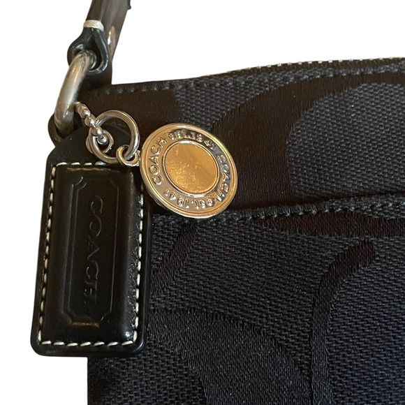 Coach Black Signature Cross Body Swing Bag F0749-40758 - Picture 4 of 9